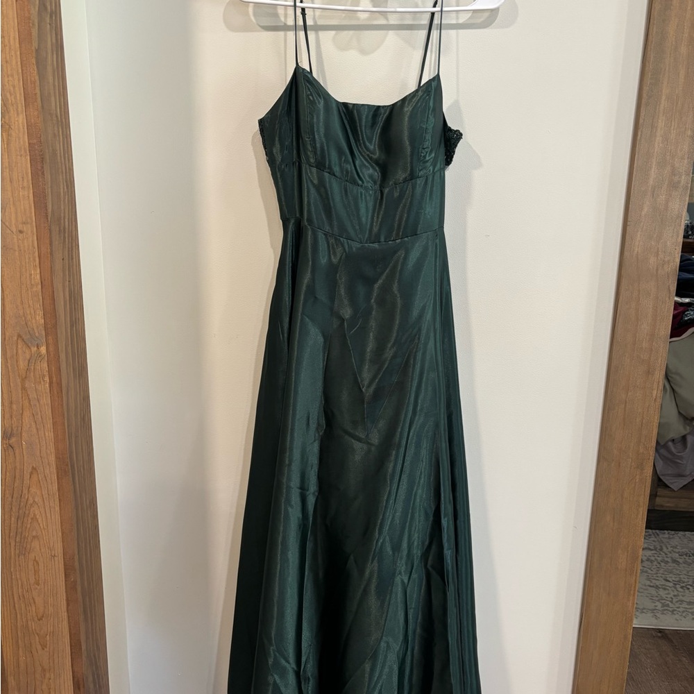 Elegant Green Evening Dress